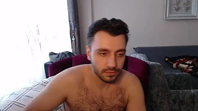 handsomeee04 online show from February 2026 01:46:02 PM