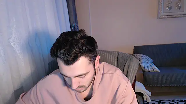 Snapshot of handsomeee04 chatting on November 2025 10:53:01 PM handsomeee04 online show from November 2025 10:53:01 PM