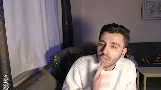 handsomeee04 online show from February 2026 09:48:01 PM