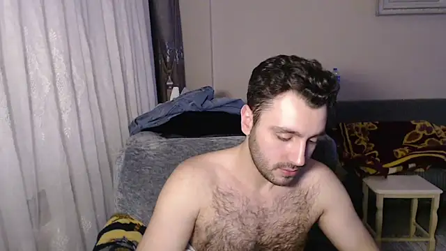 handsomeee04 online show from March 2026 09:43:02 PM