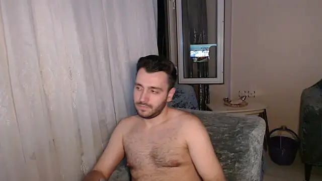 handsomeee04 online show from July 2026 10:21:02 PM