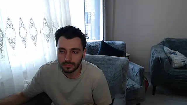 handsomeee04 online show from May 2026 04:09:02 AM