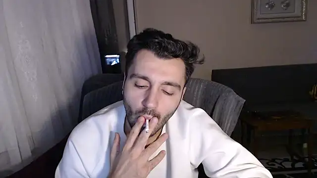 Snapshot of handsomeee04 chatting on November 2025 10:45:01 PM handsomeee04 online show from November 2025 10:45:01 PM