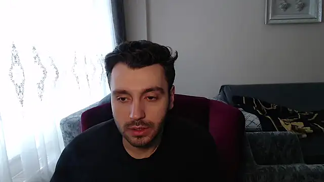 handsomeee04 online show from February 2026 01:33:01 PM