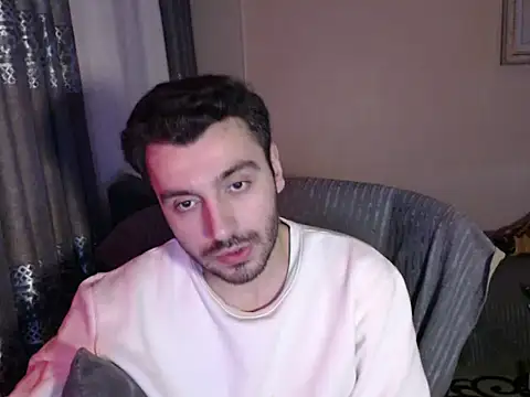 handsomeee04 online show from January 2026 10:26:01 PM