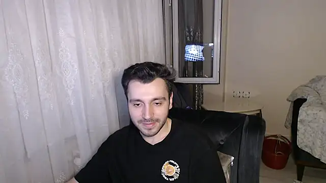 handsomeee04 online show from May 2026 11:25:01 PM