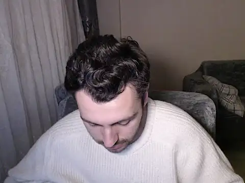 handsomeee04 online show from March 2026 11:30:01 PM