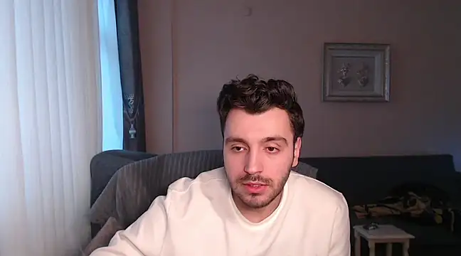 Snapshot of handsomeee04 chatting on March 2025 04:29:02 AM handsomeee04 online show from March 2025 04:29:02 AM