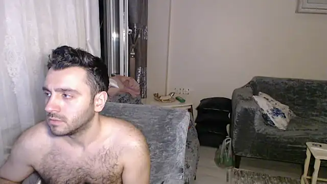 handsomeee04 online show from May 2026 11:33:01 PM