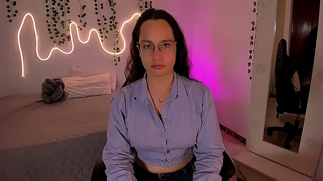 emmaTorres1 online show from November 2025 02:06:01 PM