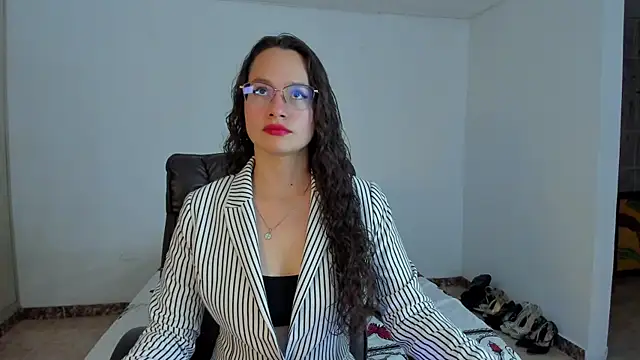 emmaTorres1 online show from March 2025 09:04:01 PM