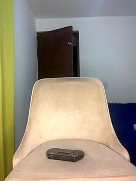 Boy cock18 online show from November 2025 07:13:01 AM