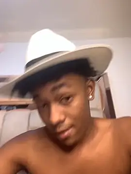 Boy cock18 online show from October 2025 10:38:02 PM