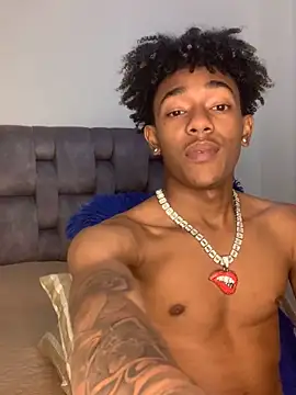 Boy cock18 online show from March 2025 06:08:01 AM
