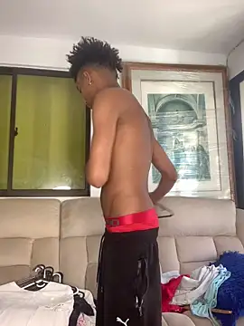 Boy cock18 online show from November 2025 12:31:02 PM