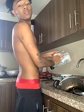 Boy cock18 online show from November 2025 06:45:02 PM