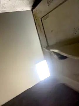 Snapshot of ekskekejejej chatting on October 2025 11:28:02 PM ekskekejejej online show from October 2025 11:28:02 PM