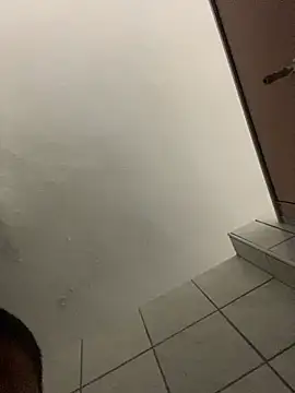 Snapshot of ekskekejejej chatting on September 2025 09:54:02 PM ekskekejejej online show from September 2025 09:54:02 PM