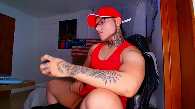 DennisWalkerr online show from September 2025 11:38:02 PM