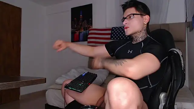 DennisWalkerr online show from March 2025 11:35:02 PM