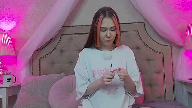 SashaMeow online show from March 2026 04:19:01 PM