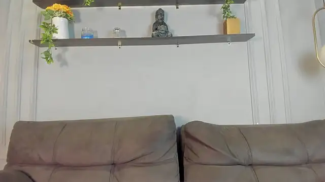 Abril jones10 online show from October 2025 08:33:02 AM