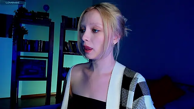 Snapshot of forget_me_not_eve chatting on March 2025 08:38:02 PM forget me not eve online show from March 2025 08:38:02 PM