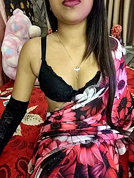 Little  Lia online show from December 2025 12:59:02 PM