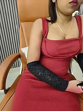Little  Lia online show from June 2026 04:56:01 PM