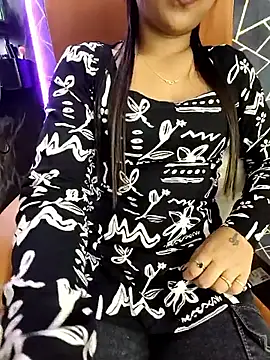 Little  Lia online show from May 2026 05:52:01 PM