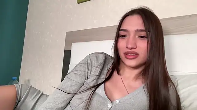 MilenaMilven online show from March 2025 06:53:02 PM