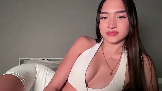 MilenaMilven online show from April 2026 07:59:01 PM