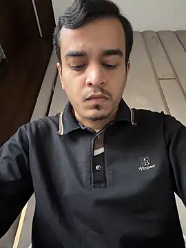 J JEN5 online show from November 2025 11:54:01 AM