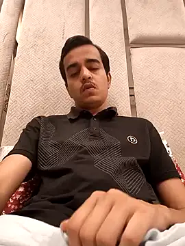 J JEN5 online show from December 2024 04:36:01 PM