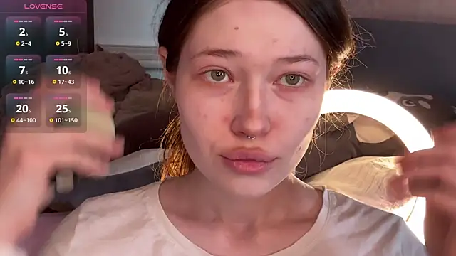 eva varnerr online show from May 2026 12:52:01 PM