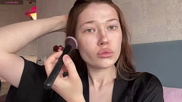 eva varnerr online show from April 2026 10:30:01 AM