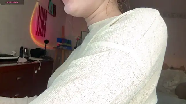 eva varnerr online show from May 2026 11:21:01 PM