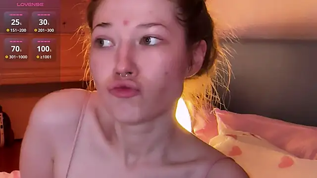 eva varnerr online show from July 2026 08:13:01 PM