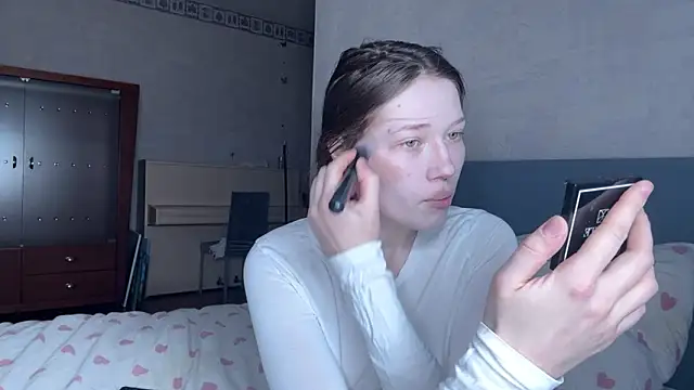 eva varnerr online show from February 2026 02:47:01 PM