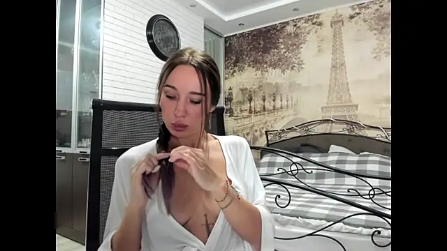 One of the girls online show from September 2025 08:03:02 PM