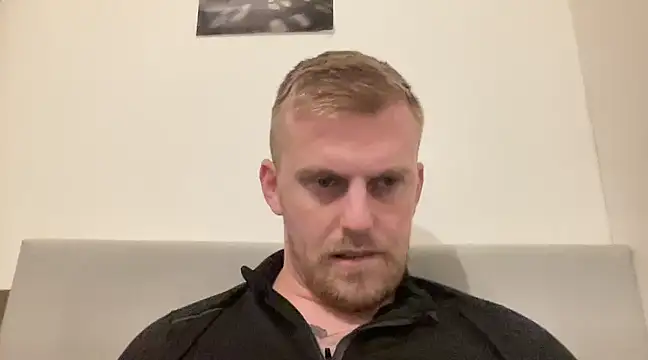 BulkAndTattoos online show from December 2024 04:57:01 PM