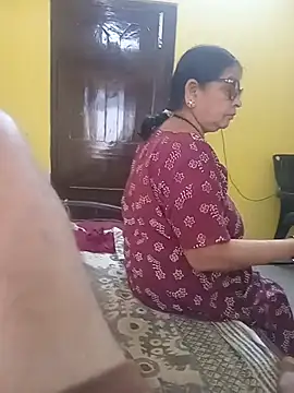 Snapshot of sivani_asha chatting on June 2026 06:51:02 AM sivani asha online show from June 2026 06:51:02 AM
