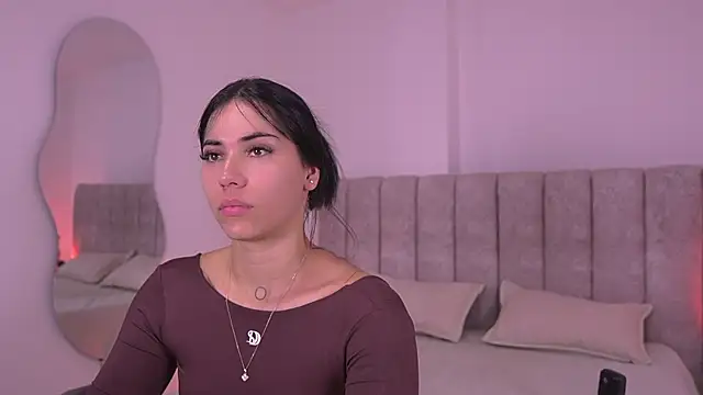 sam lewins online show from December 2025 07:17:01 PM