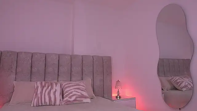 sam lewins online show from November 2025 07:14:02 PM