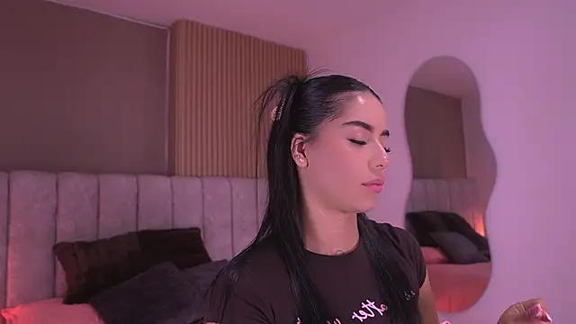 sam lewins online show from April 2026 07:17:02 PM