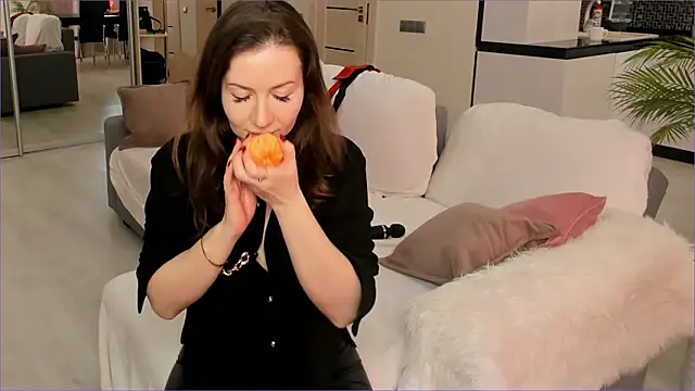  yessJulia  online show from March 2026 08:51:02 AM