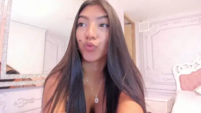 Snapshot of Daphne_Fox_ chatting on March 2025 03:04:02 AM Daphne Fox online show from March 2025 03:04:02 AM