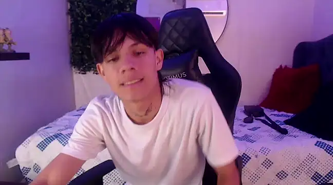 andy dan18 online show from March 2025 01:51:01 PM