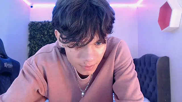 andy dan18 online show from March 2025 04:02:01 PM