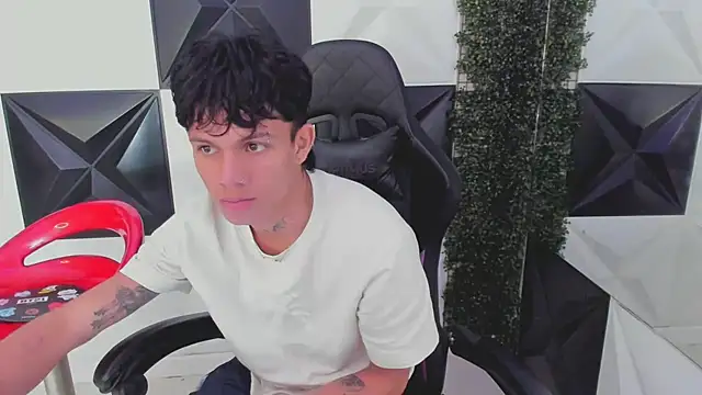 andy dan18 online show from September 2025 06:01:01 PM